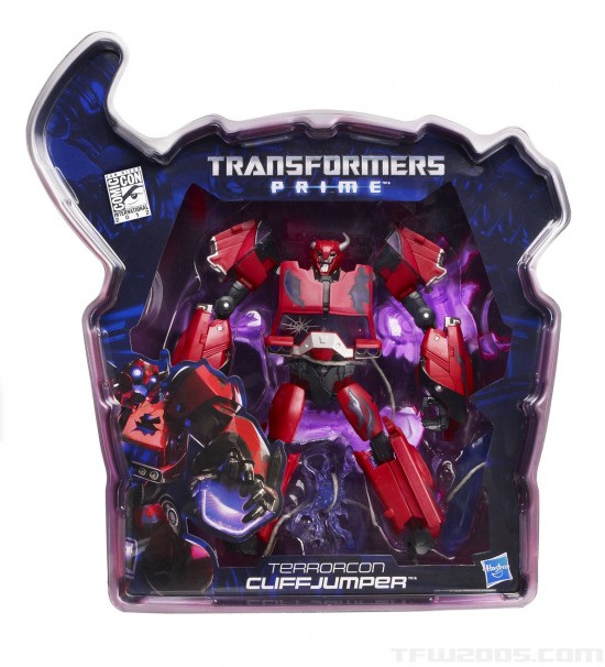TRANSFORMERS-SDCC-Cliffjumper-_Cliffjumper_Pack_Back-1