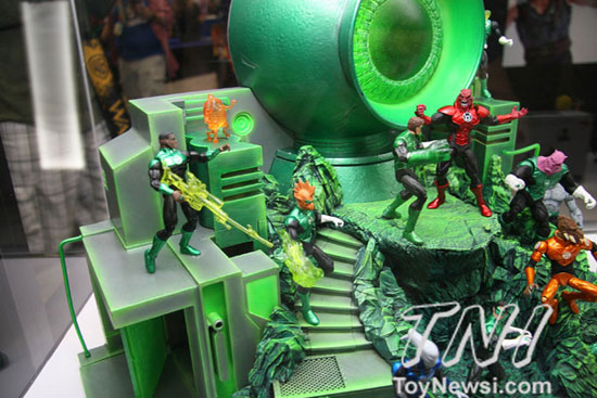 DC collectibles sdcc2012